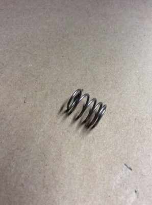 NOS Kawasaki KZ550 KZ1000 1978-1983 OEM Genuine Spring 92081-1049 QTY 2