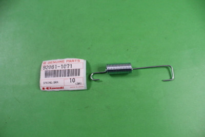 NOS OEM KAWASAKI BRAKE PEDAL SPRING KE KE175 #92081-1071