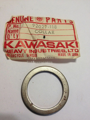 NOS Kawasaki Crankshaft Collar 1976- 1978 KE175 KD175 71 F6 71-75 F7 92027-118