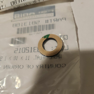 90-24 Polaris Snowmobile Flat Washer 1x18x1.59mm NOS OEM 5813188
