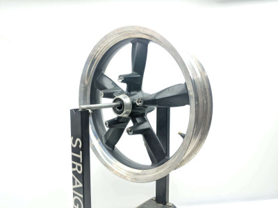 13 Harley Davidson Dyna FLD Switchback Front Wheel Rim Straight 18x3.50