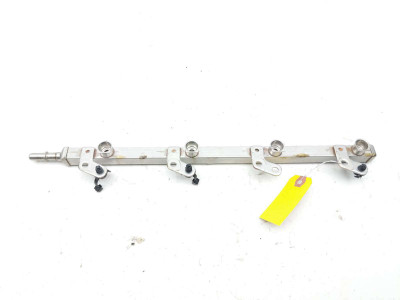 21 Polaris Slingshot Fuel Rail 2521833