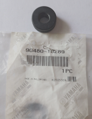 Yamaha YZ125 YZ250 YZ450 Grommet NOS 90480-10289