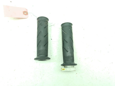08 Honda CBR600RR Throttle Tube And Grips
