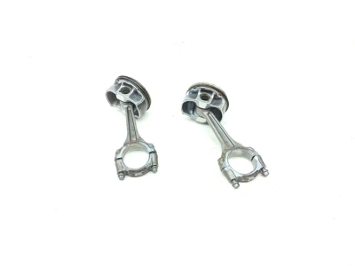 18 Indian Scout Sixty Pistons and Connecting Rods