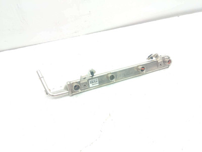 17 Polaris Slingshot SL Gas Fuel Rail