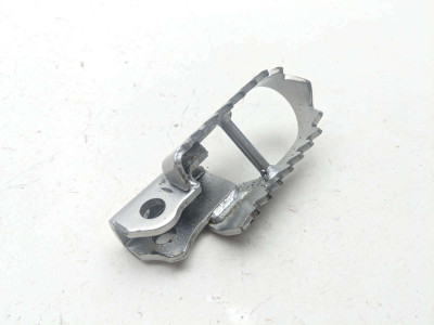 23 Kawasaki KLX 230 S Left Front Driver Peg 34028-0369