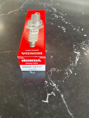 NEW OEM Honda 98066-56717 Spark Plug (D6HA) QTY2