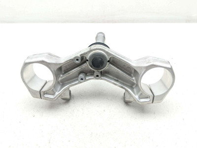 18 BMW G310 R Bottom Lower Triple Steering Tree Clamp