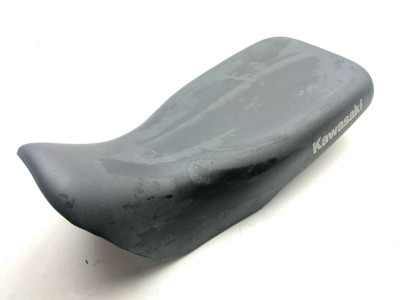 23 Kawasaki  KLR650 Front Driver Seat 53066-0703