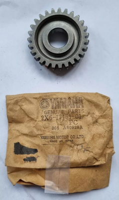 YAMAHA NEW OEM 6TH PINION GEAR 1979-80 YZ80 2X6-17161-01