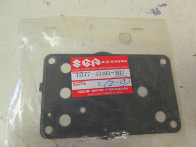 GENUINE SUZUKI OEM BREATHER GASKET - 1983-1986 GS550 / 11177-43403-H17