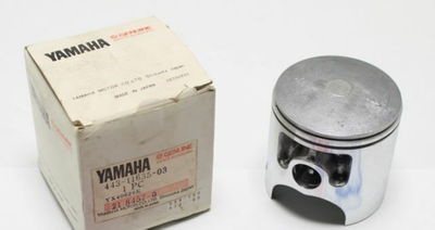 YAMAHA NOS OEM 4TH PISTON 1.00 O.S 443-11638-00
