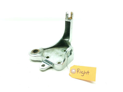 03 Harley FXSTDSE Softail Deuce Screamin Eagle Front Right Foot Peg Mount