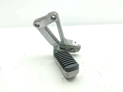 94 Kawasaki Concours ZG1000 Passenger Foot Peg (B)