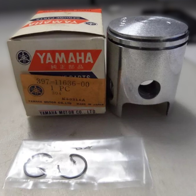 NOS Yamaha OEM Piston Kit .50 1974-1976 RD200 397-11630-20