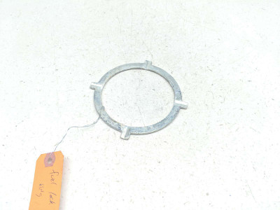 09 Harley FLHRC Road King Classic Petrol Gas Fuel Tank Cap Lid Lock Ring