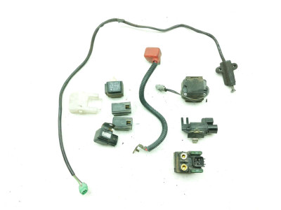 97 Suzuki TL1000 S Relay Set Kickswitch Starter Relay Battery Cable TL-67
