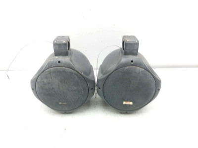 18 19 Polaris Ace 570 PYLE Hydra Marine Tower Speakers