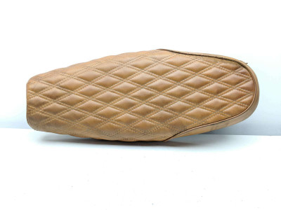 22 Triumph Street Twin Aftermarket KORN'S Full One Piece Driver Passenger Seat