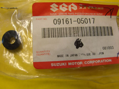 NOS SUZUKI VX/RF/GS/GSX/GSX-R/DR COWLING/BODY WASHER 09161-05017 QTY 2