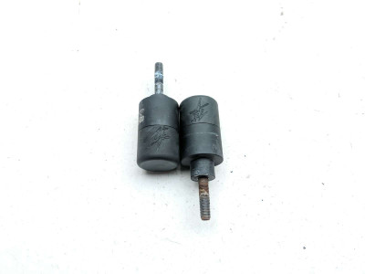 99-07 Suzuki Hayabusa GSX1300R Frame Sliders