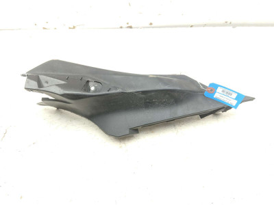 22-24 Yamaha YZF-R7 YZF R7 Rear Right Side Tail Fairing