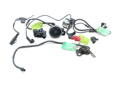 tv11707-18-23-kawasaki-ninja-