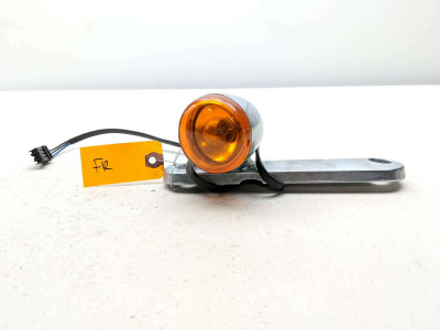 12-16 Harley Davidson FLHX Street Glide Front Right Turn Signal Indicator Light