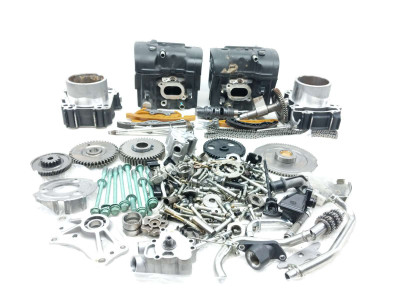 18 Indian Scout Sixty Engine Motor Parts Kit w/ Cylinder Heads