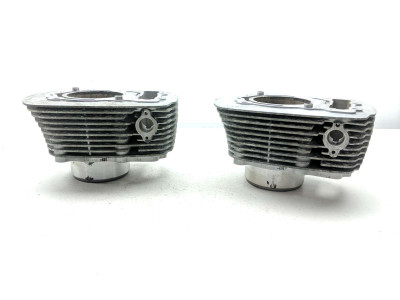 03-17 Victory Vegas Engine Motor Cylinder Heads Jugs 5132410-431