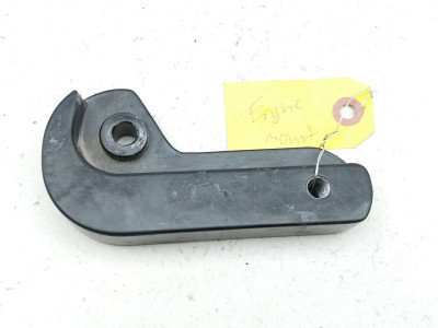 06 07 Suzuki GSXR 600 750 Engine Motor Mount Bracket A TRSH DW