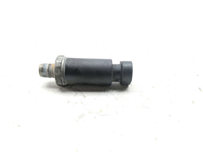 10-16 Harley FLHTKSE Electra Glide Ultra Engine Motor Oil Pressure Sensor