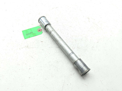 02 03 Kawasaki Ninja ZX9R ZX900Front Wheel Axle