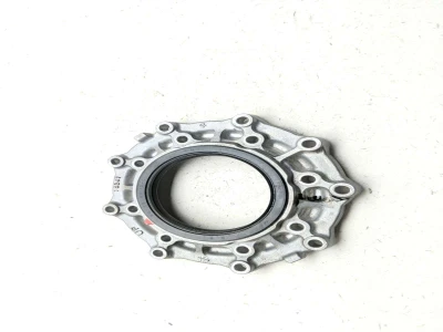 14 Kubota RTV 1100 Engine Motor Crankcase Output Cover