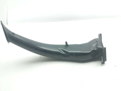05-09 BMW R1200RT Ram Air Intake Tube 7677659-05