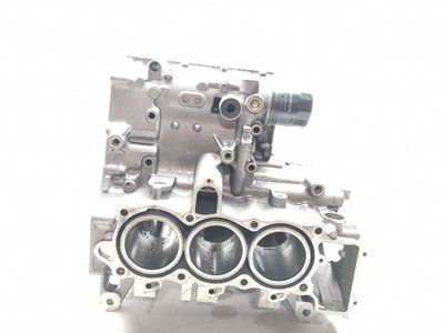 01-05 Honda Goldwing 1800 GL1800 Engine Motor Case Block B