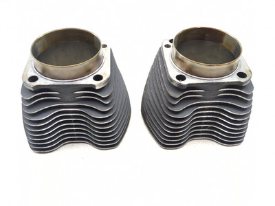 11-17 Harley FLSTC Heritage Softail Classic Engine Cylinder Head Jugs Set