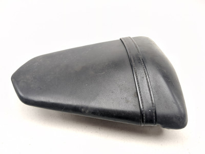 01-05 Suzuki Bandit GSF1200S  GSF 1200 Rear Passenger Seat