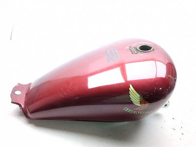 84 85 Honda Shadow VT700C Gas Fuel Tank Petrol Reservoir