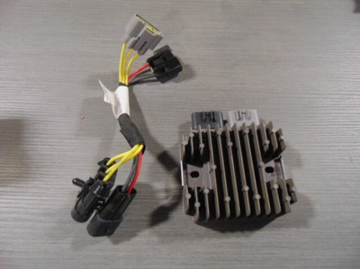 Polaris RZR 900 regulator and adapter 2206473