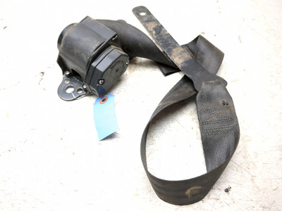 20 John Deere Gator XUV835 R Front Right Safety Seat Belt Seatbelt Retractor