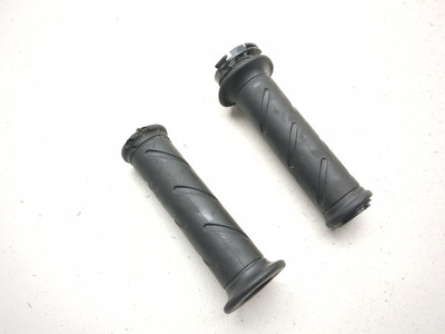 11-15 Ducati Diavel Throttle Tube And Grips