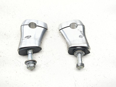 08 09 Suzuki C109R VLR1800 Handle Bar Handlebar Risers