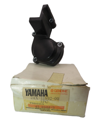 NOS Yamaha YZ125 YZ 125 1983-1985 Genuine Power Valve Linkage Cover 24X-11992-00