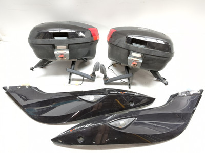 13-15 Can Am Spyder Roadster ST Rear Tail Trims W Saddlebags W/ Key