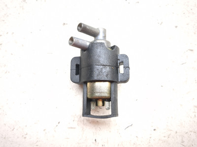 02-04 Kawasaki VN1500 Vulcan Mean Streak Air Breather Valve Solenoid A