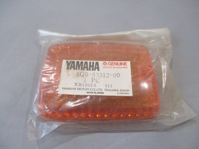 NOS Yamaha OEM Flasher Lens 1981-1983 XJ550R 1982-1983 XS400R Seca 4G0-83312-00