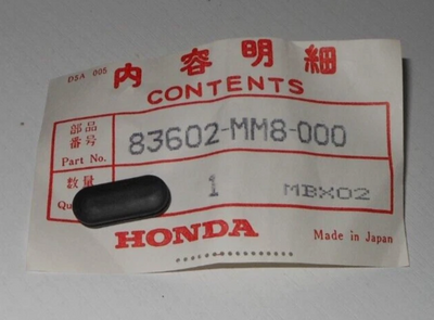 NEW OEM 1987-07 HONDA VT1100 VT 1100 SIDE COVER GROMMET 83602-MM8-000