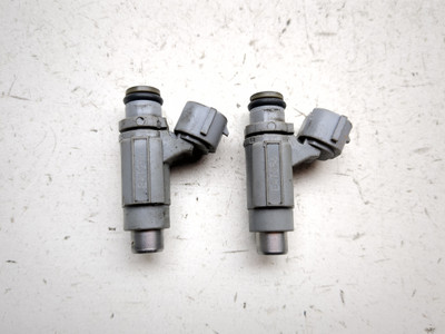 06-24 Suzuki VZR1800 M109R Boulevard BOSS Gas Fuel Injectors 2561971 EAT256